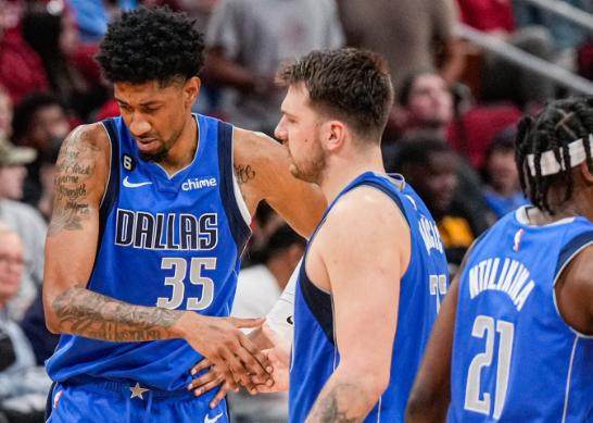 kaiyun-下半场发威足以击败火箭 独行侠7连胜稳坐西部前4