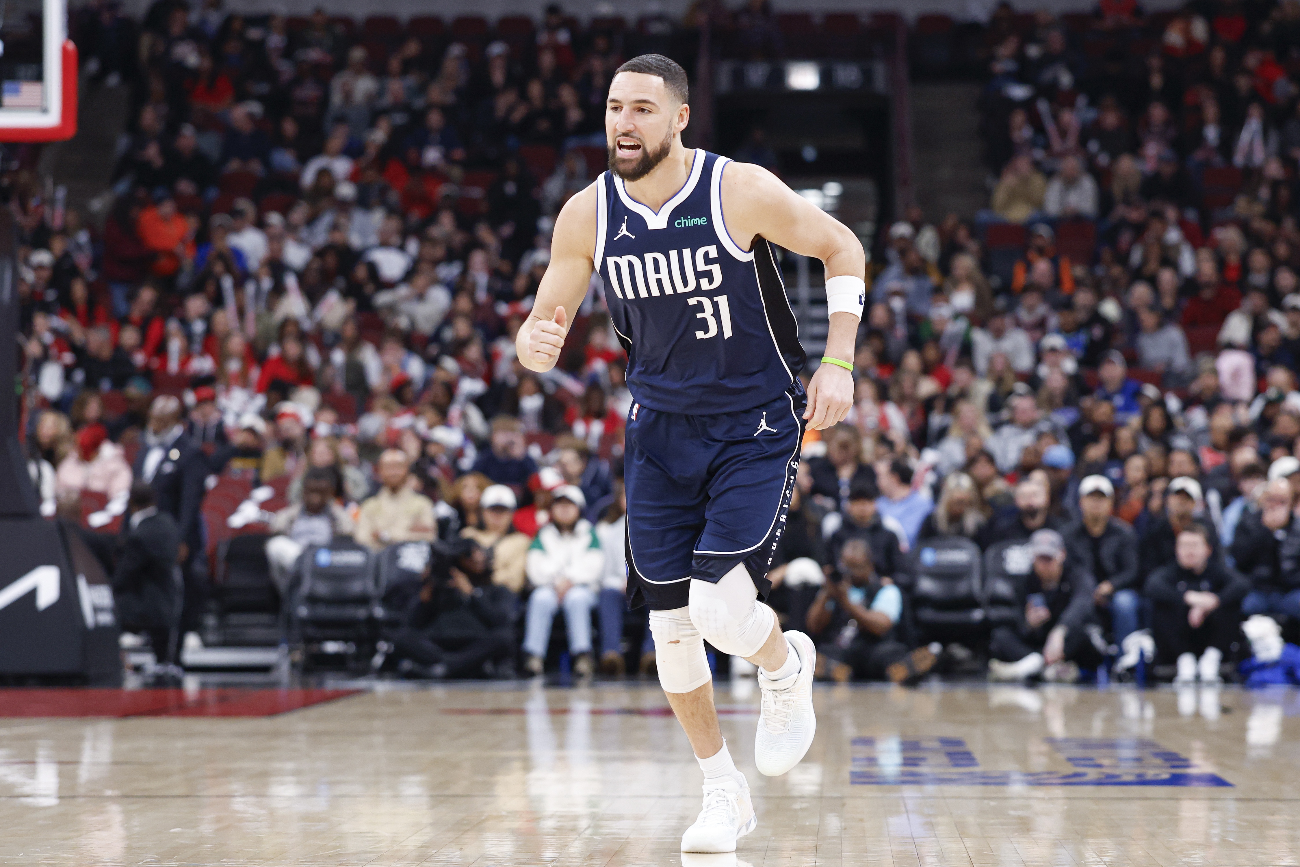 kaiyun-克里斯蒂：你会想尽办法多向克莱学习 与他成为队友太幸运了