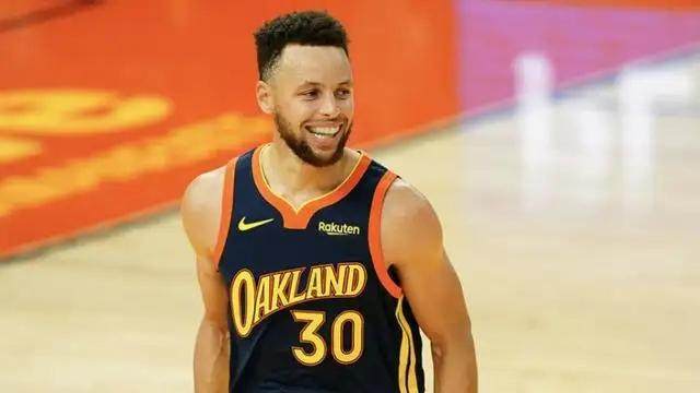 开云体育下载-【人物】分区决赛仅存现役75大 库里能否笑到最后？