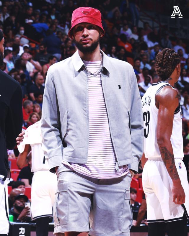 kaiyun-西蒙斯无缘附加赛 本赛季复出可能性微乎其微