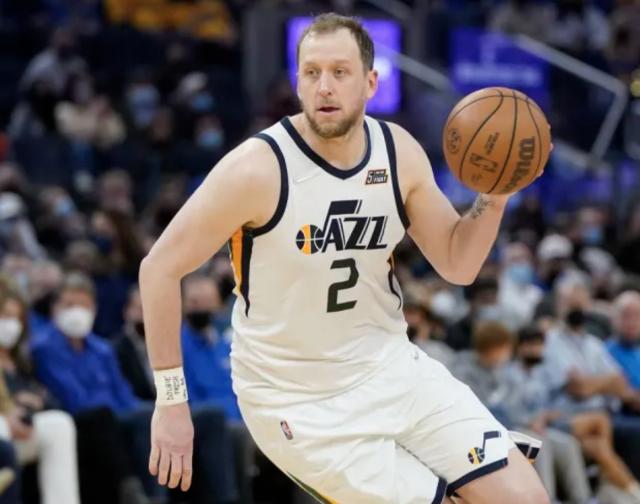 开云APP-英格尔斯报销打乱爵士计划 补强锋线变得难上加难