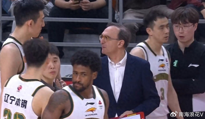 开云体育下载-换帅如换刀！乌戈上任辽宁队7战6胜，球迷：杜锋应向杨鸣学习|广东队|CBA|广东男篮|球队|主教练_新浪体育_新浪新闻